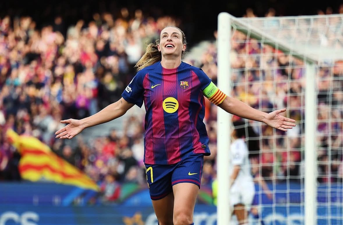 El idilio eterno: Alexia y su cita con la historia